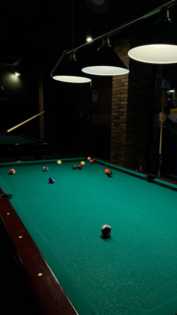 Pool cue stick